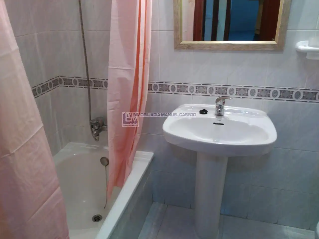 Baño de Dúplex en venta en Cáceres con Calefacción, Amueblado y Balcón