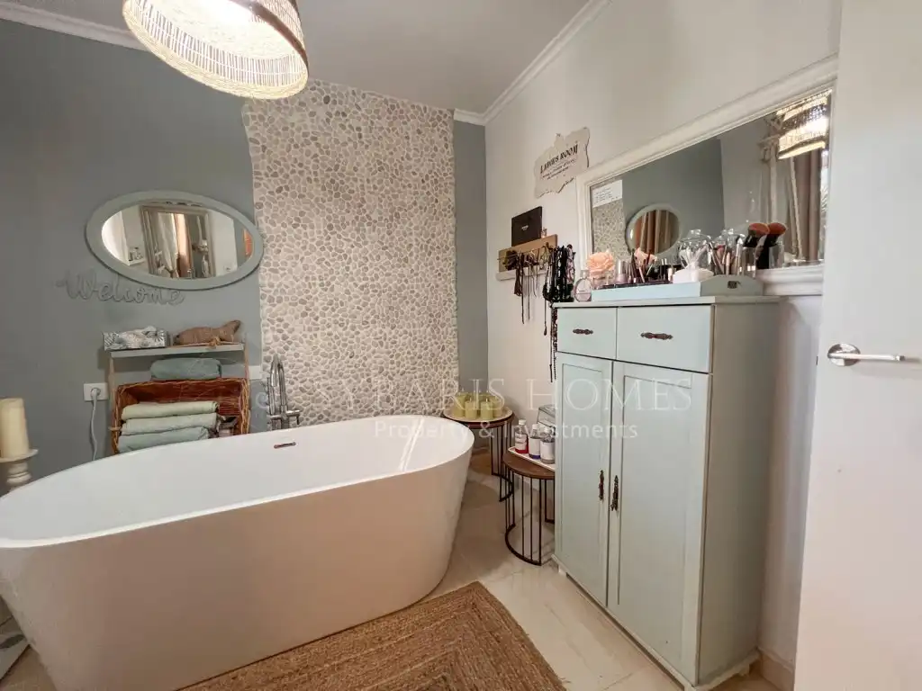 Bathroom of Houses for sale in Els Poblets  with Air Conditioner and Terrace