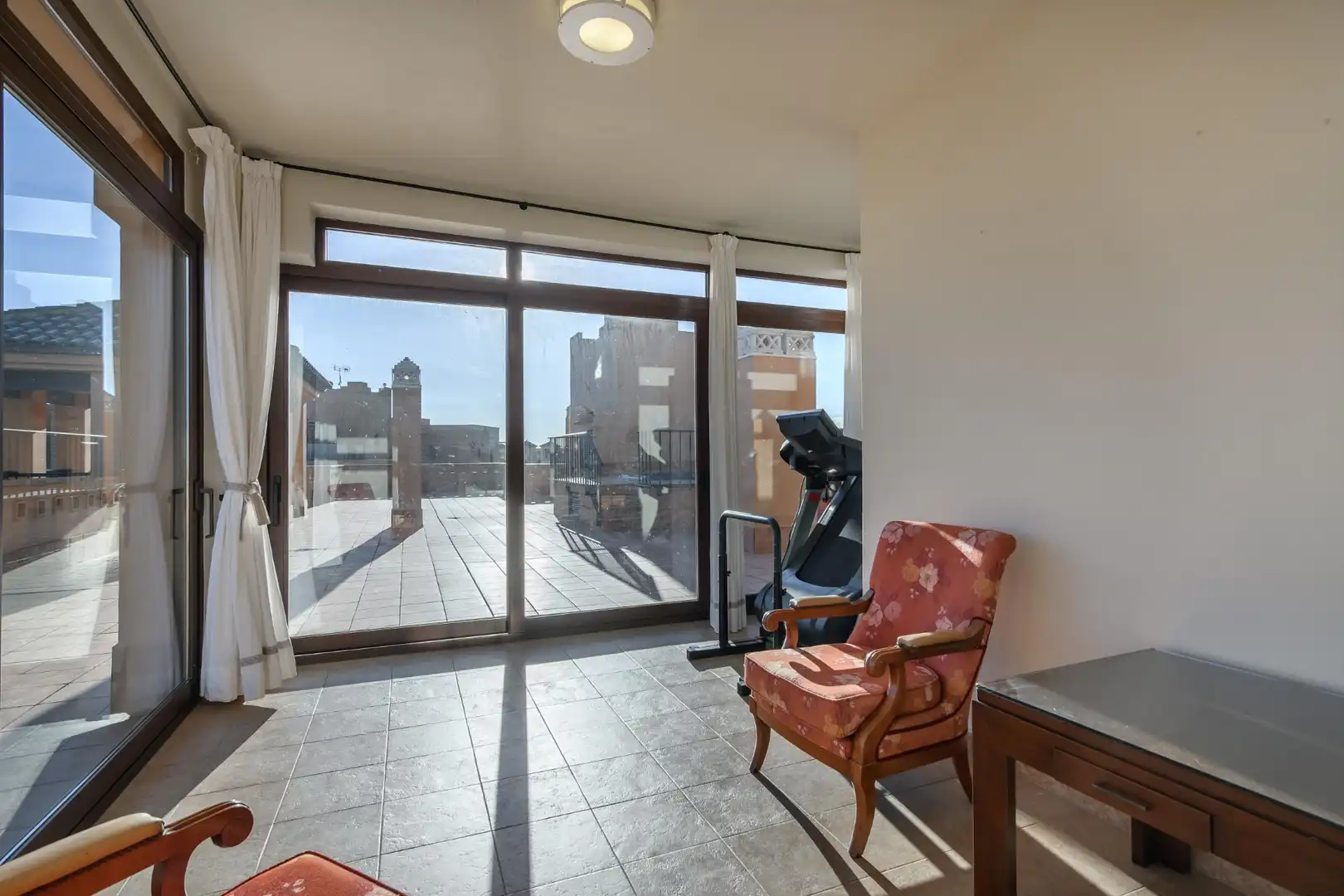 Terrasse von Dachboden zum Verkauf in Ayamonte mit Terrasse, Abstellraum und Möbliert