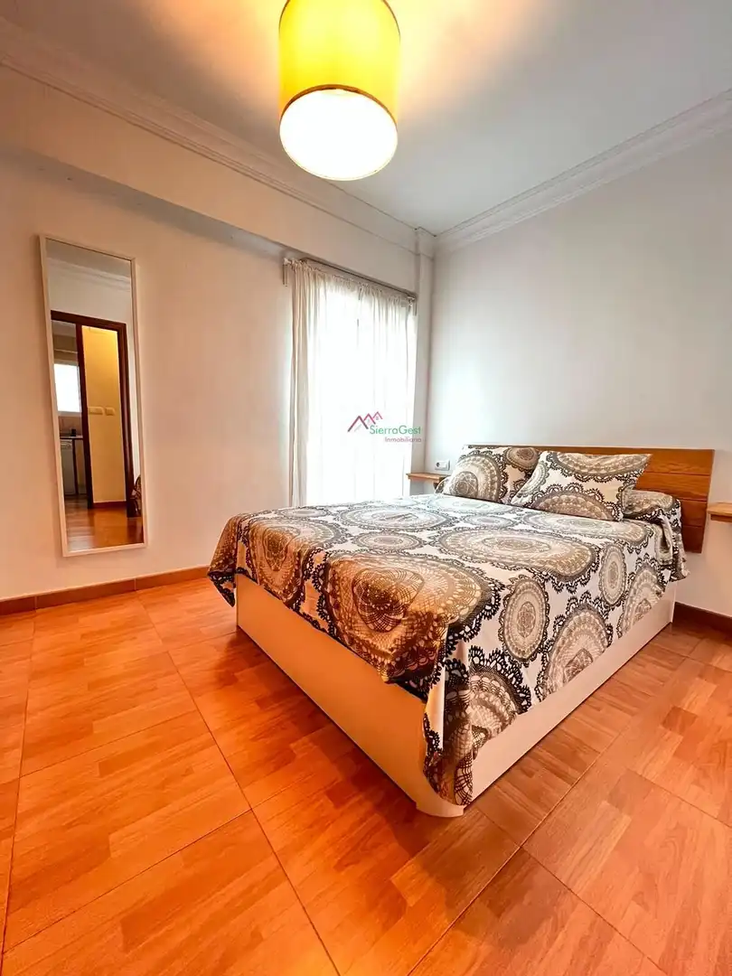 Habitación de Piso en venta en Ubrique con Aire acondicionado
