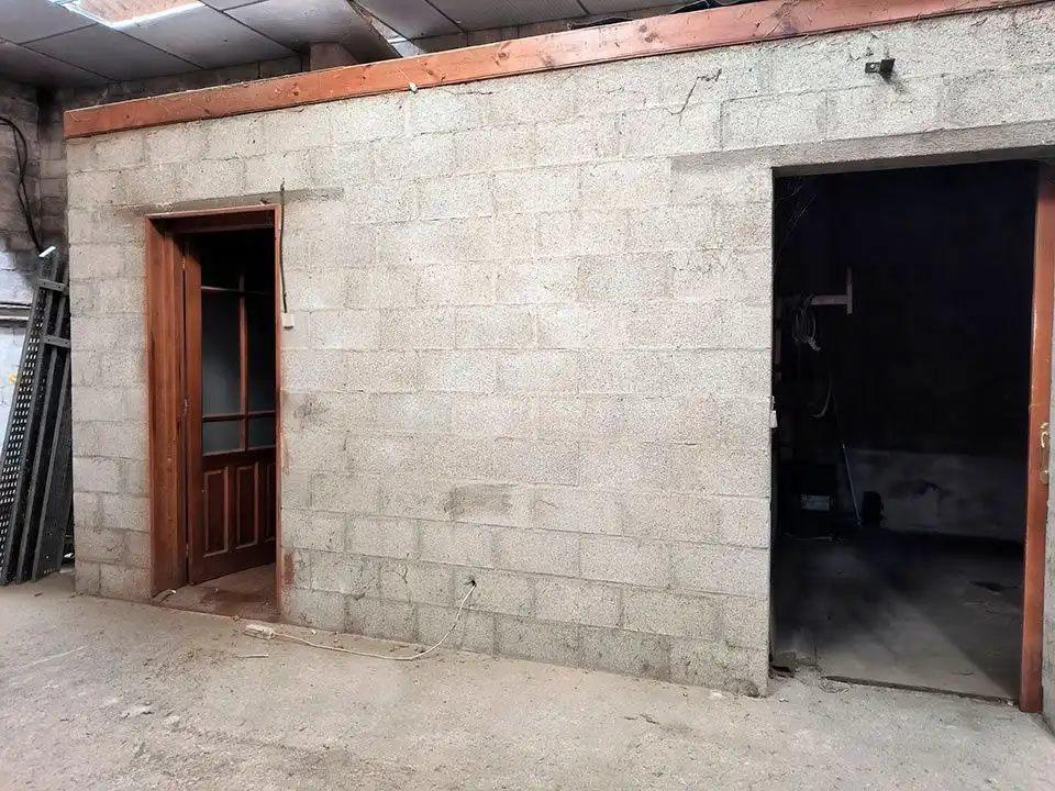 Fabrikhallen zum Verkauf in Quintanar de la Sierra