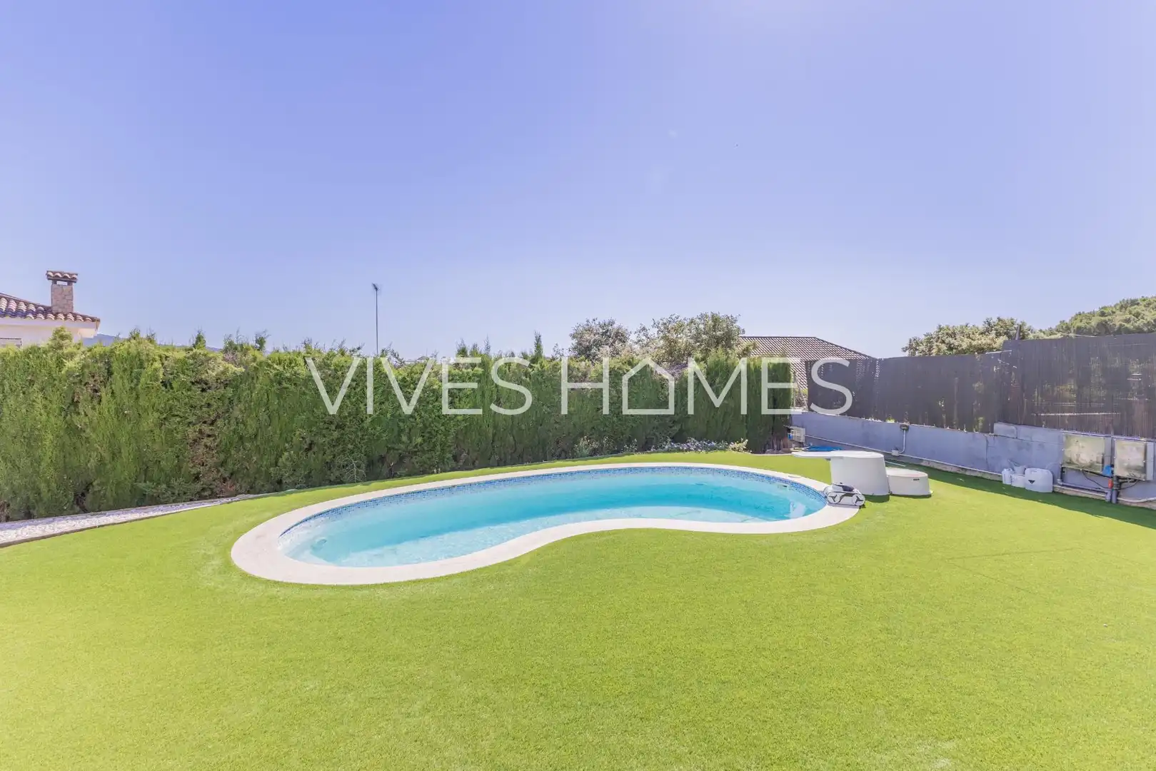 Piscina de Casa o xalet en venda en Arenys de Mar amb Aire condicionat, Calefacció i Jardí privat