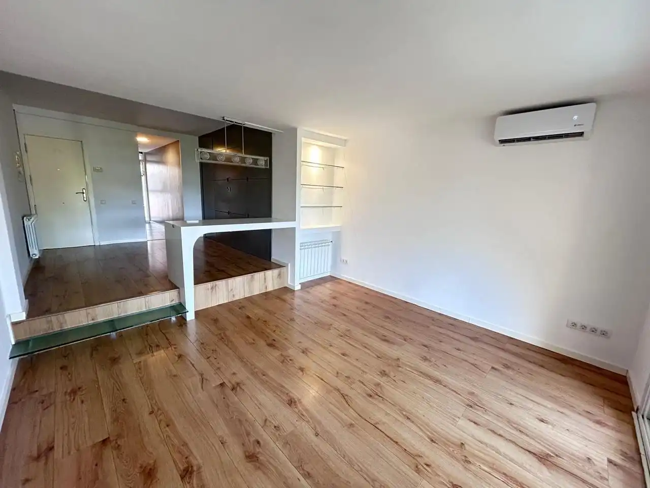 Living room of Attic for sale in Castelldefels  with Air Conditioner, Heating and Terrace