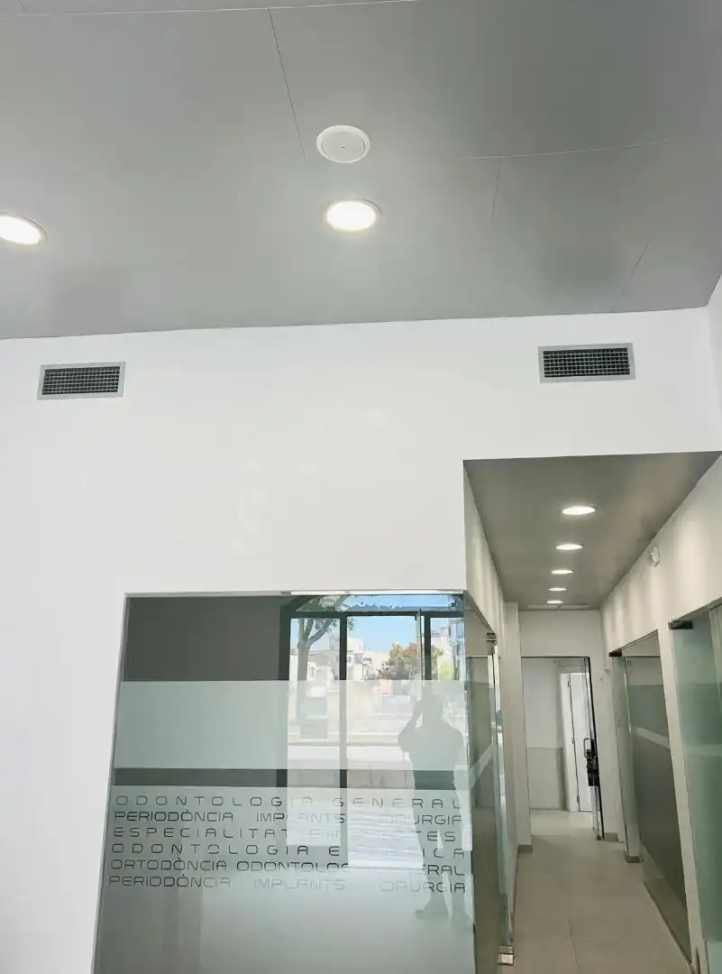 Gewerbefläche zum Verkauf in Carrer de la Verge de la Pineda 2, imagen 8