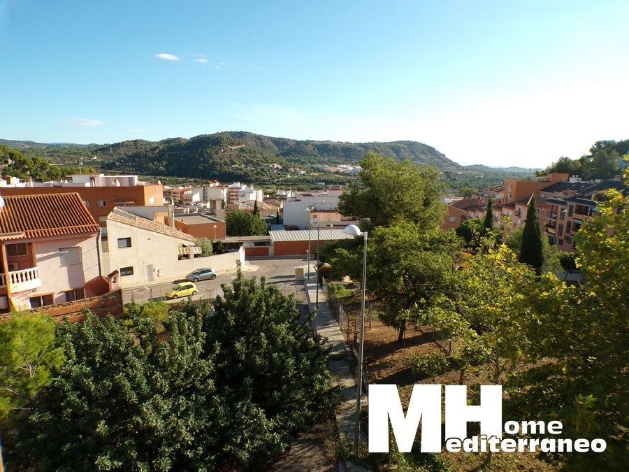 Casa adosada en venda a Gilet