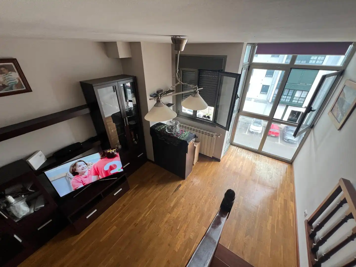 Wohnzimmer von Maisonette zum Verkauf in Nava mit Heizung, Abstellraum und Möbliert