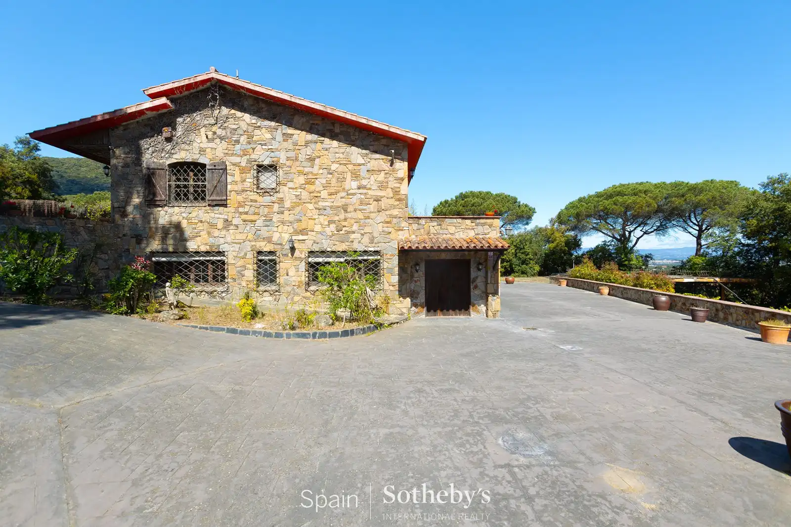 House with pool for sale in Av. Can Corbera, imagen 27