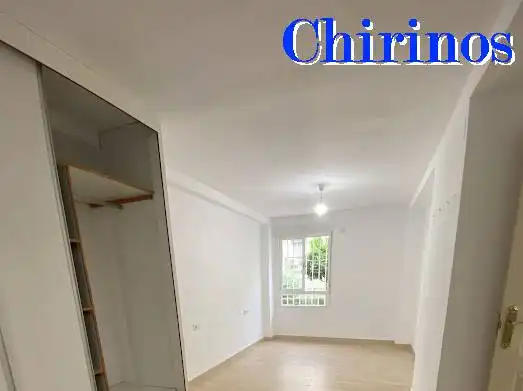 Habitación de Piso de alquiler en Córdoba con Aire acondicionado y Lavadora