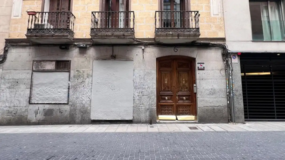 Gewerbefläche zum Verkauf in Muñoz Torrero