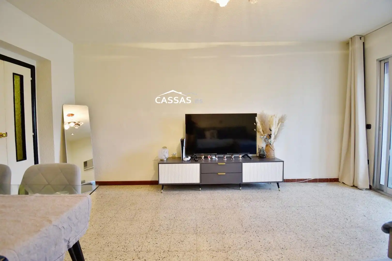 Sala d'estar de Pis en venda en Torrejón de Ardoz amb Aire condicionat i Terrassa