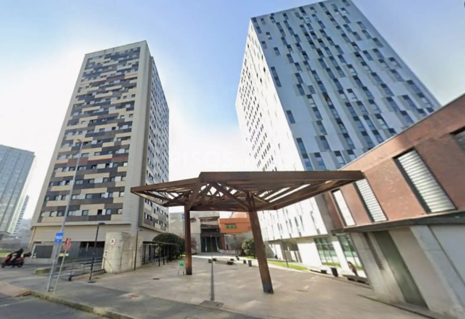 Piso de alquiler en Calle José López-Cortón (Torre Urbis) ALQUILER TEM, Someso - Matogrande