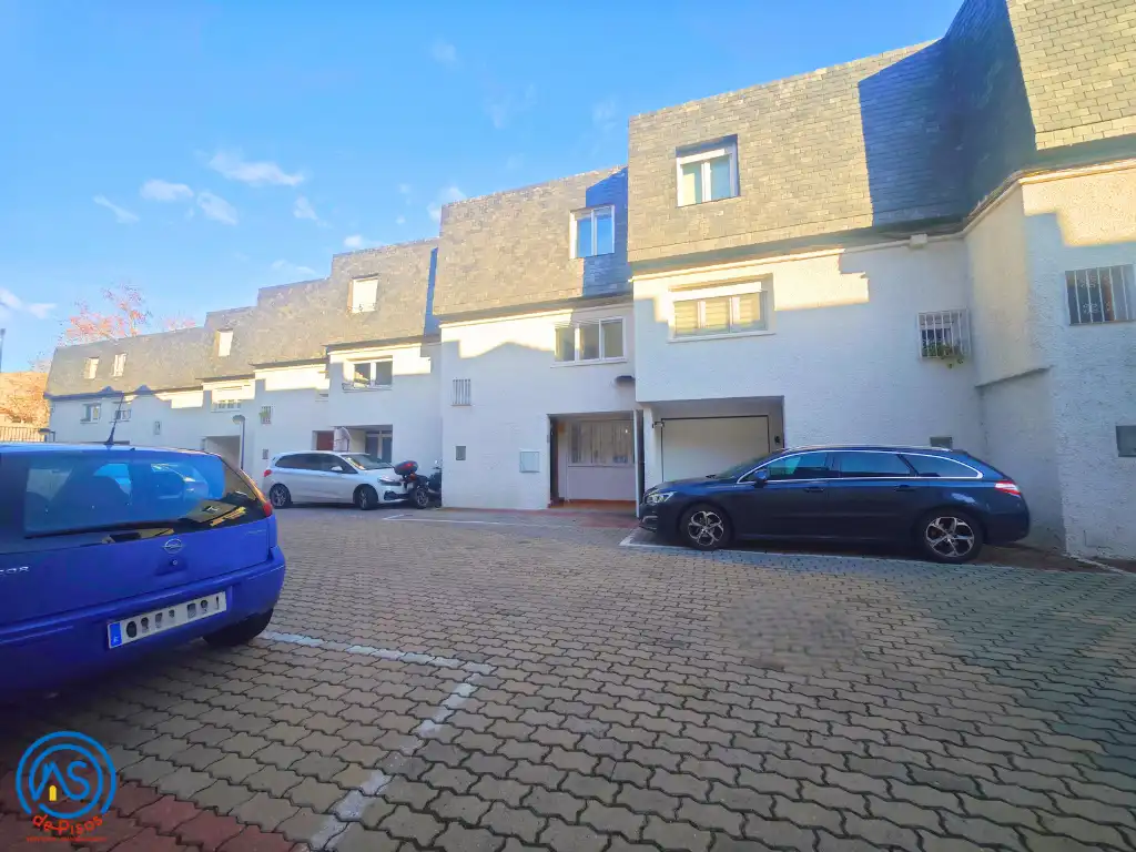 Casa o chalet en venta en Calle de Somport, 24, Salvador Allende