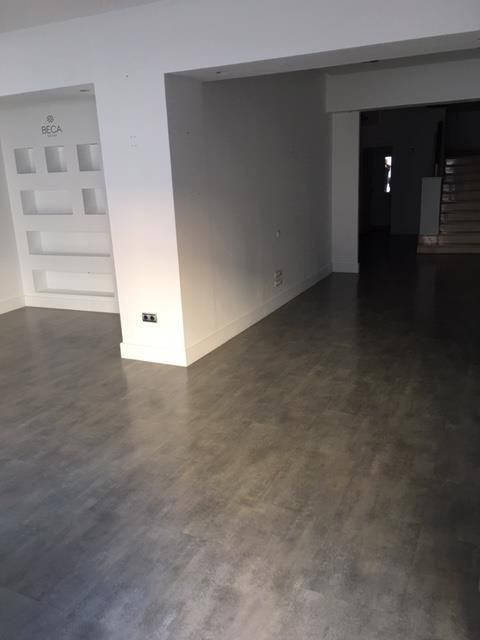 Premises to rent in Salamanca Capital  with Air Conditioner