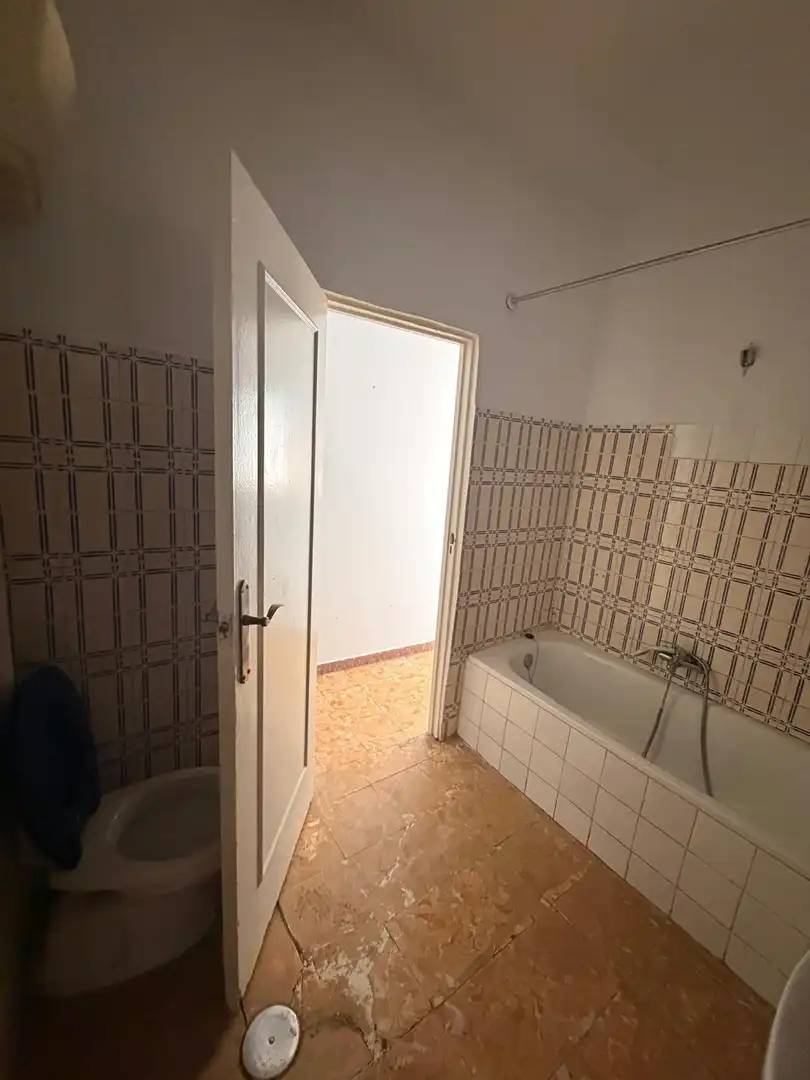 Bathroom of Houses for sale in Morón de la Frontera