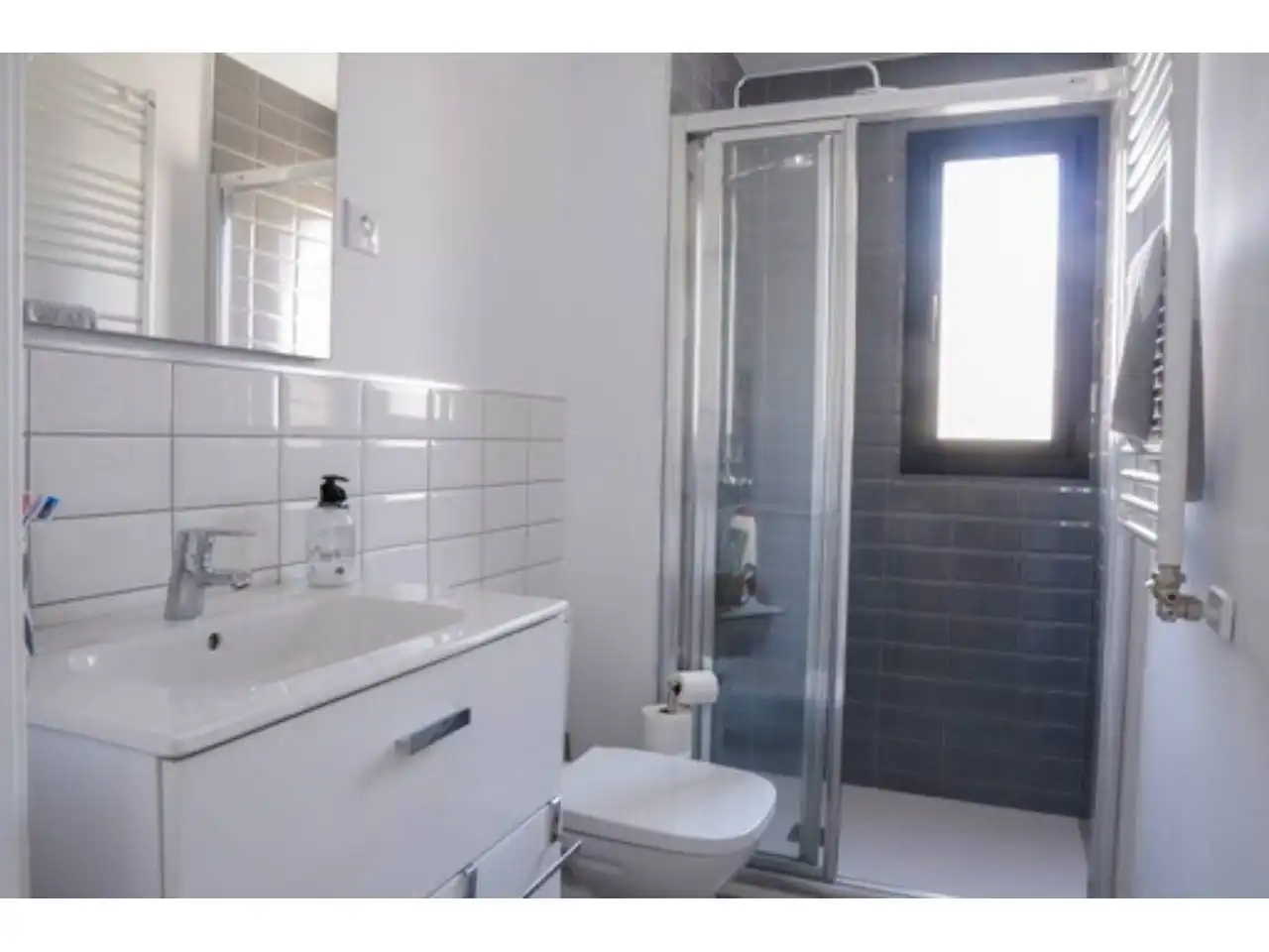 Flat for rent in Calle de les pinyes, 4, Marítim
