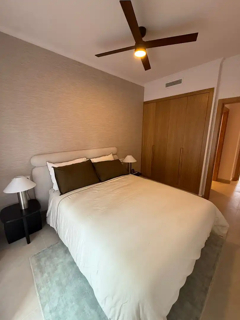 Habitación de Apartamento de alquiler en Marbella con Aire acondicionado, Calefacción y Terraza