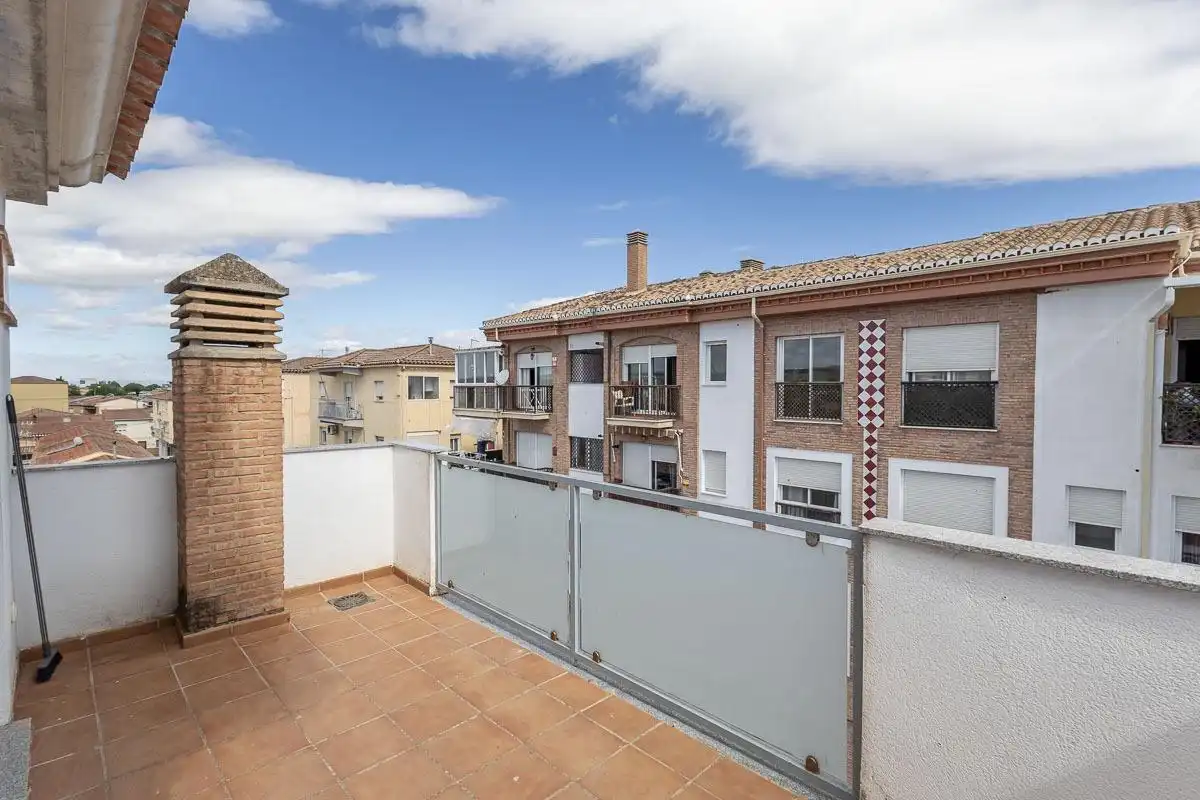 Balcony of Attic for sale in Santa Fe  with Air Conditioner, Heating and Oven