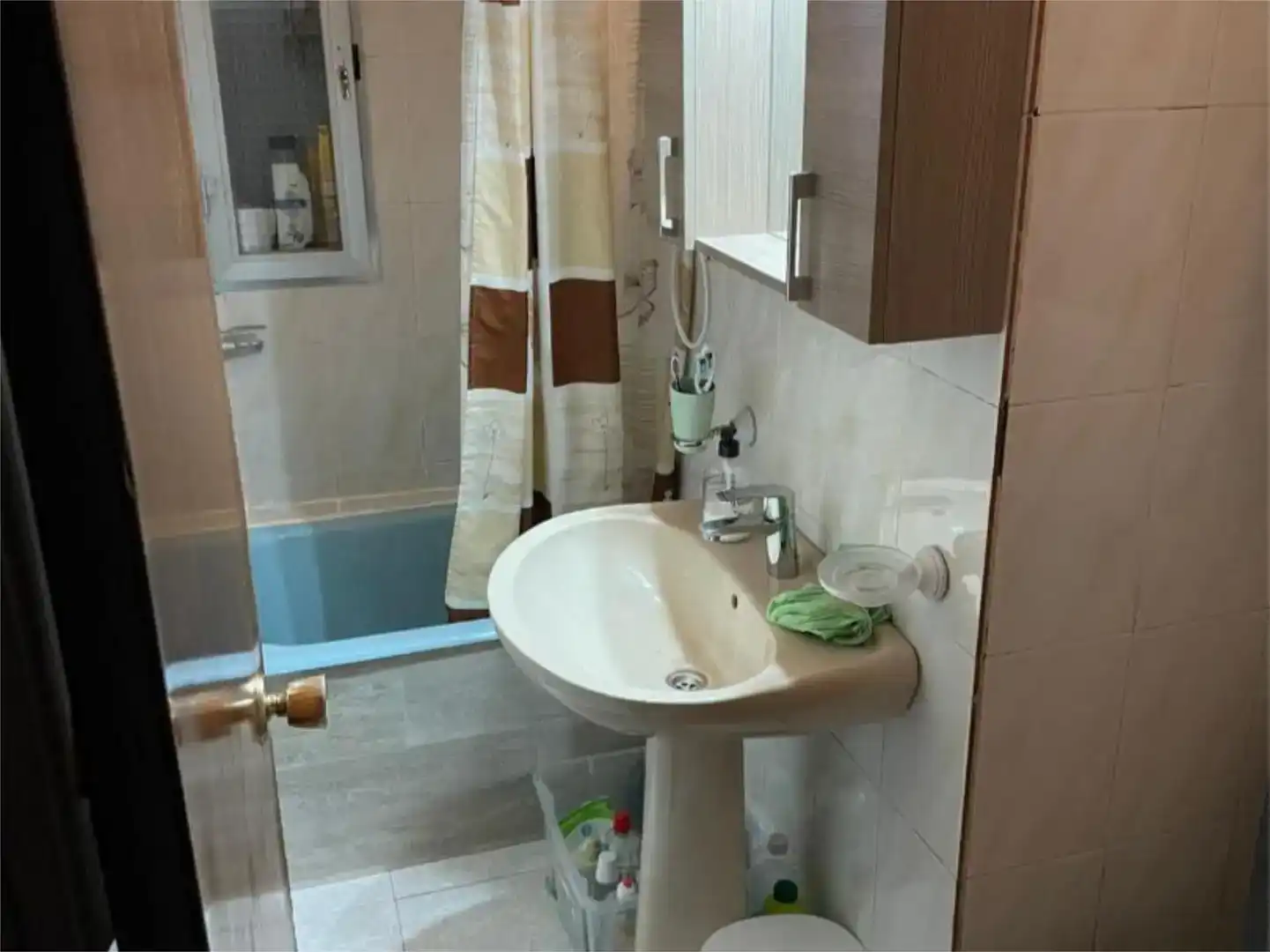 Badezimmer von Wohnung zum Verkauf in Villa de Vallecas