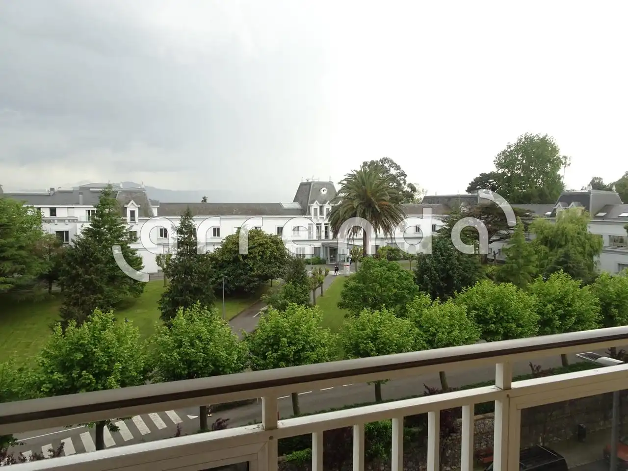Außenansicht von Wohnung zur Miete in Santander mit Heizung, Terrasse und Möbliert