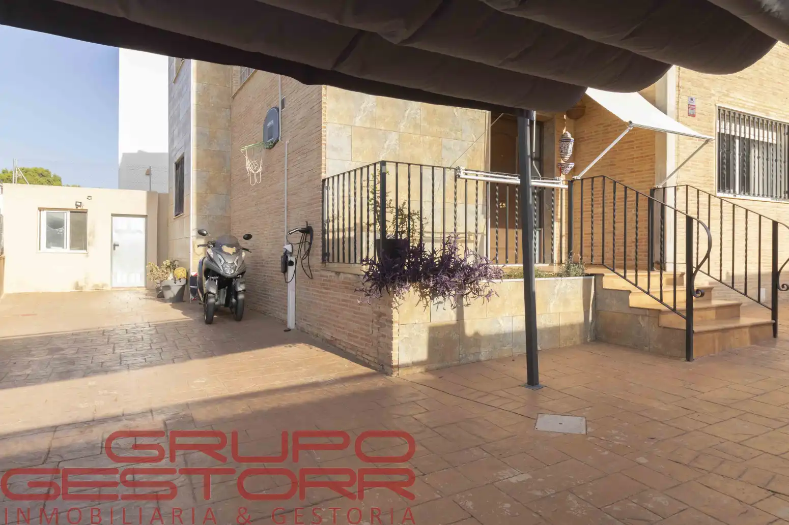Casa o xalet en venda en Torrent amb Jardí privat, Terrassa i Traster