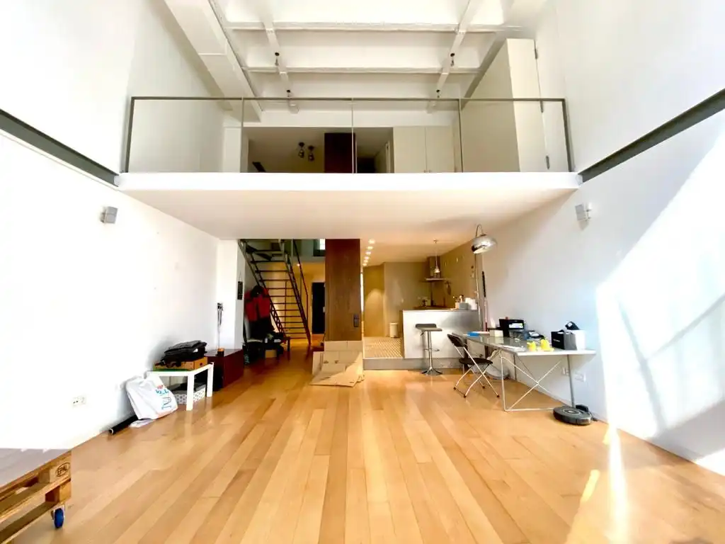 Loft mieten mit Kaufoption in Carrer d'Àvila, El Poblenou