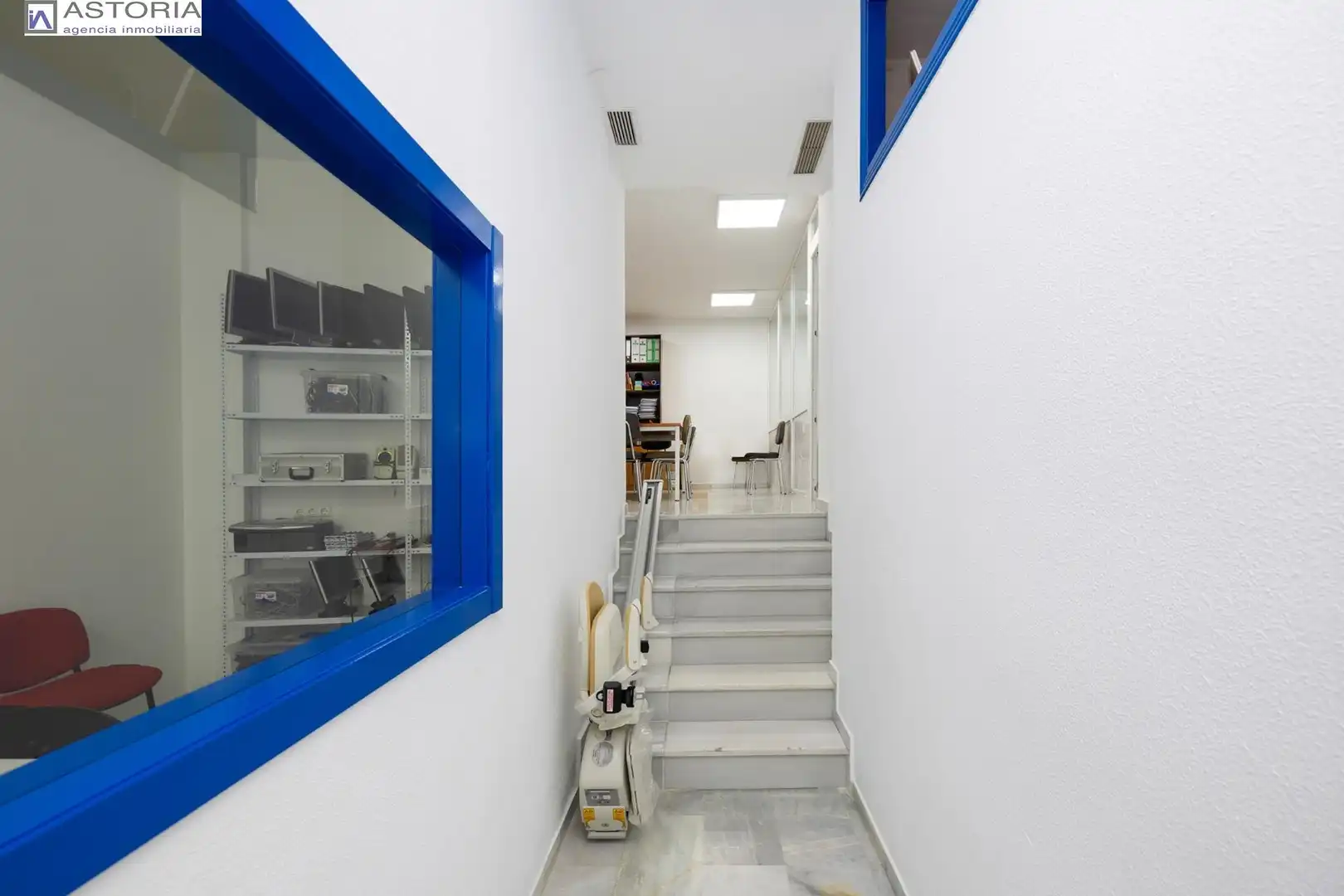 Local en venta en Granada con Aire acondicionado