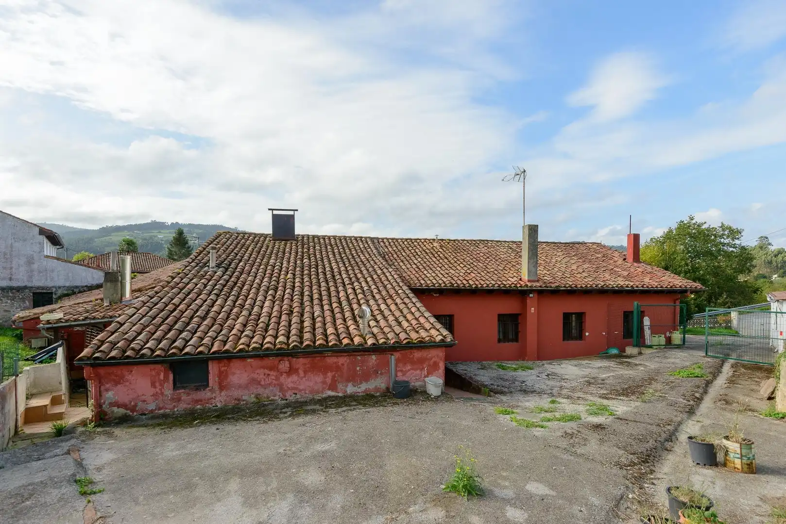 Vista exterior de Casa o xalet en venda en Quintes - Arroes