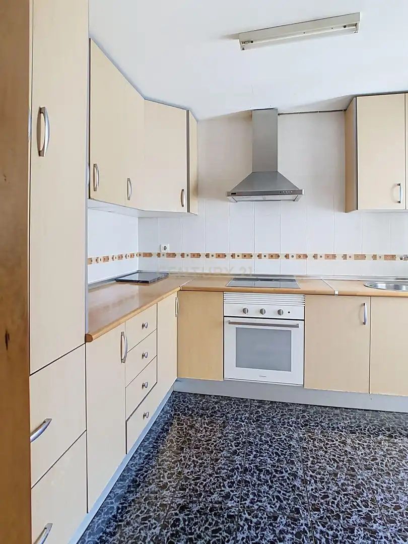 Cocina de Piso en venta en Benalmádena con Horno y Balcón