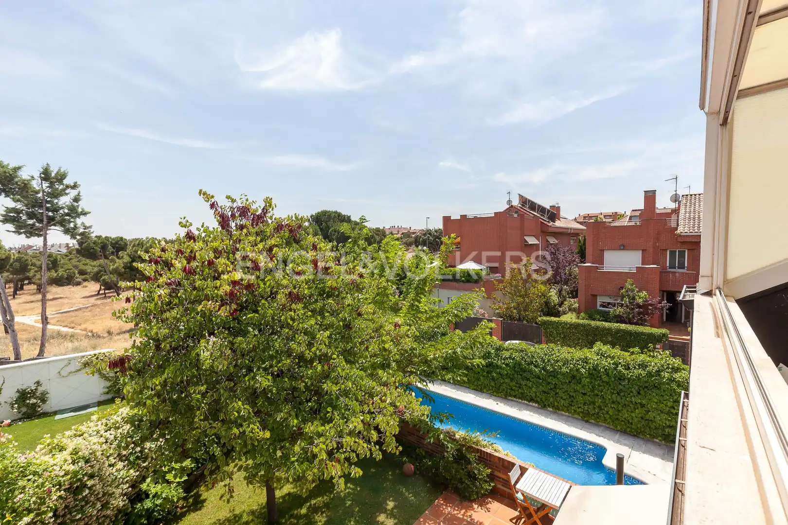 Jardí de Casa adosada de lloguer en Majadahonda amb Aire condicionat, Calefacció i Jardí privat