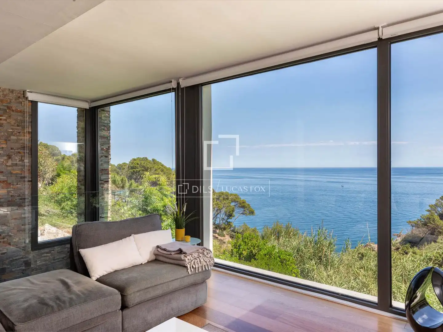 Wohnzimmer von Haus oder Chalet zum Verkauf in Begur mit Klimaanlage, Heizung und Privatgarten