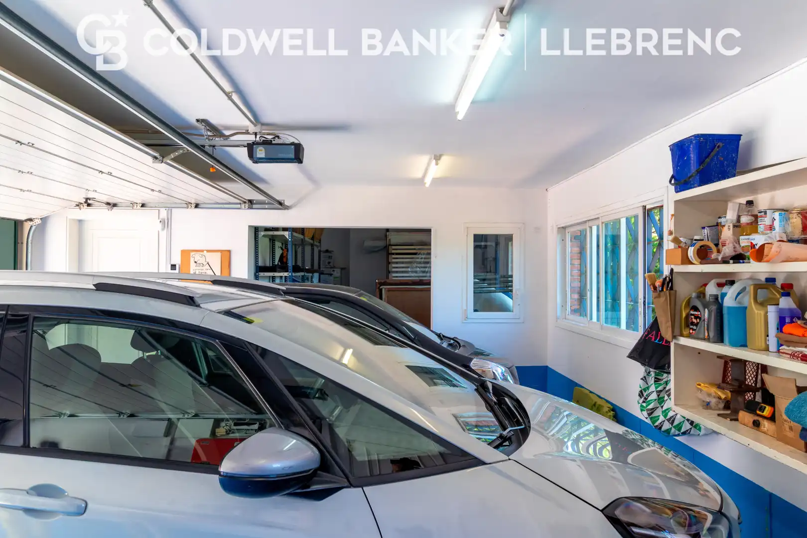 Parking de Casa o chalet en venta en Barcelona con Calefacción, Jardín privado y Parquet