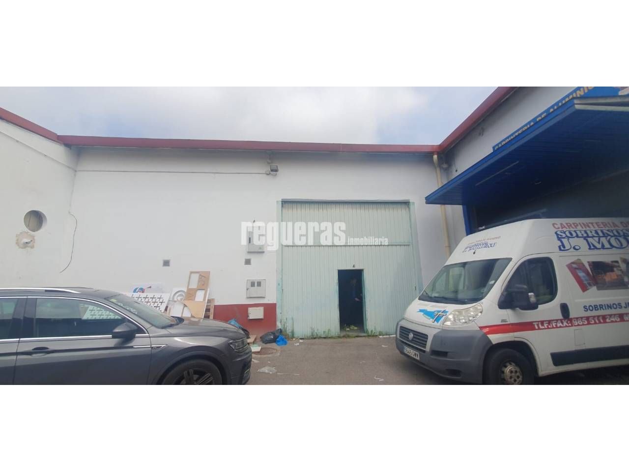 Vista exterior de Nau industrial de lloguer en Avilés
