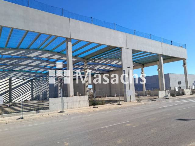 Nave industrial en Alquiler en Cornellà del Terri