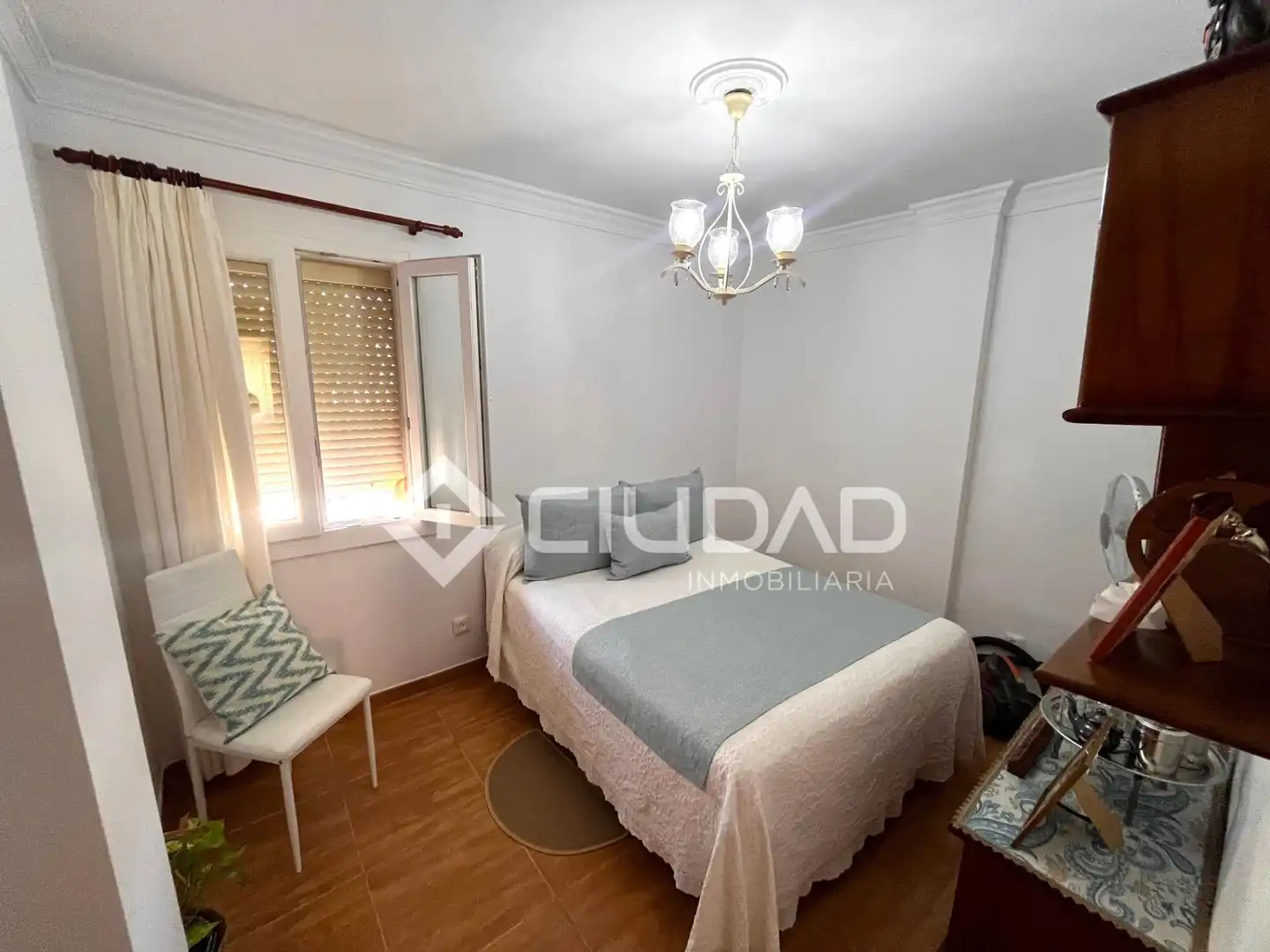 Bedroom of Flat for sale in Sanlúcar de Barrameda  with Air Conditioner and Balcony