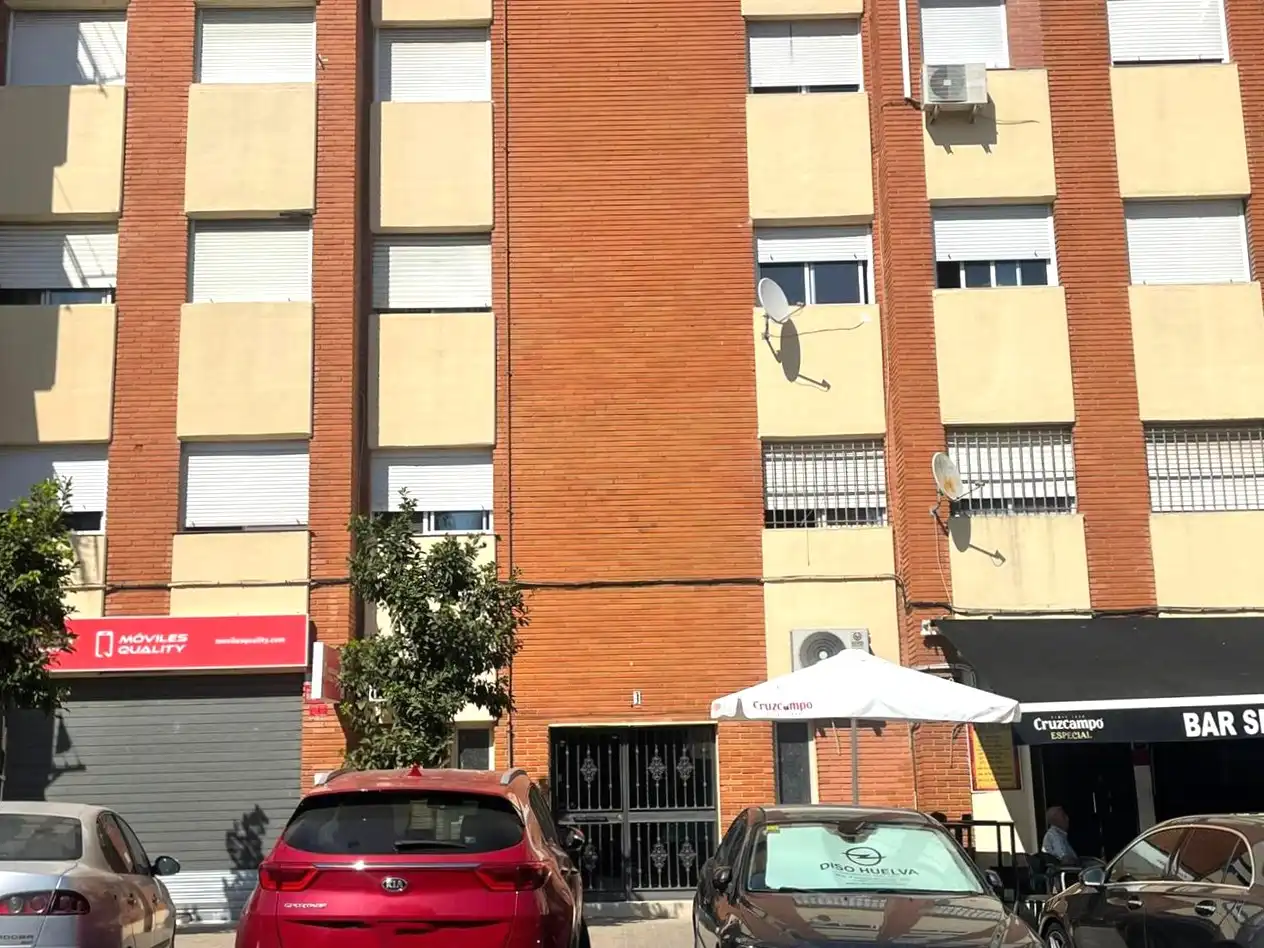 Vista exterior de Pis en venda en Huelva