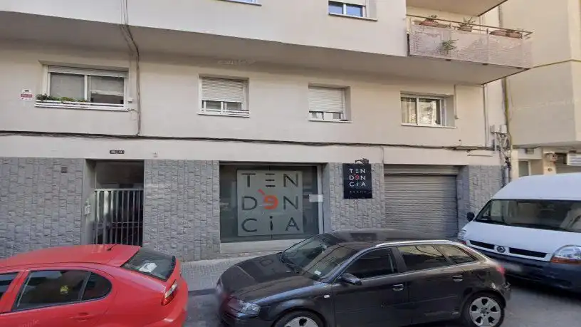 Piso en venta en calle Narcis Monturiol