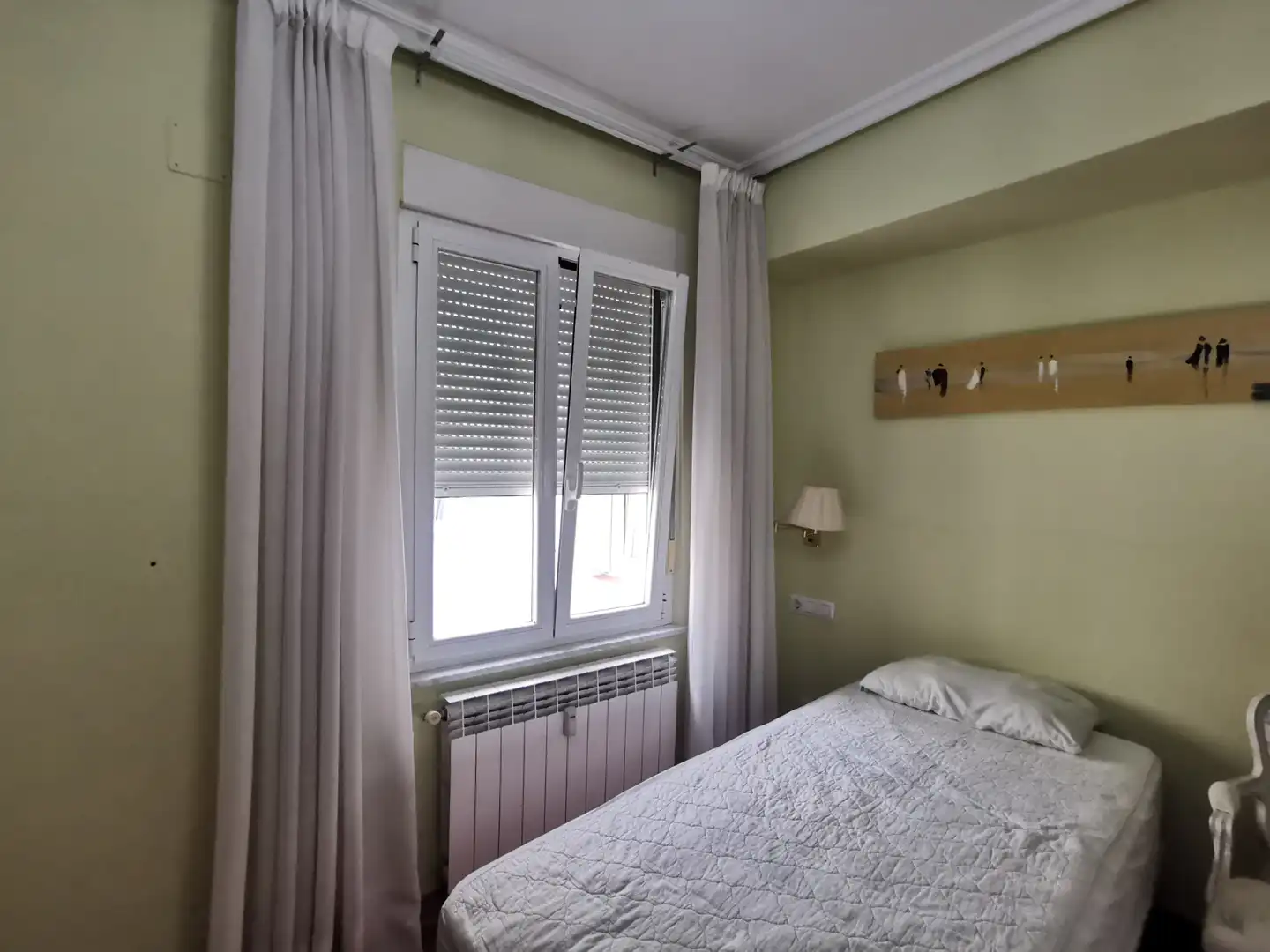 Bedroom of Flat for rent in Salamanca  with Heating, Parquet flooring and Furnished
