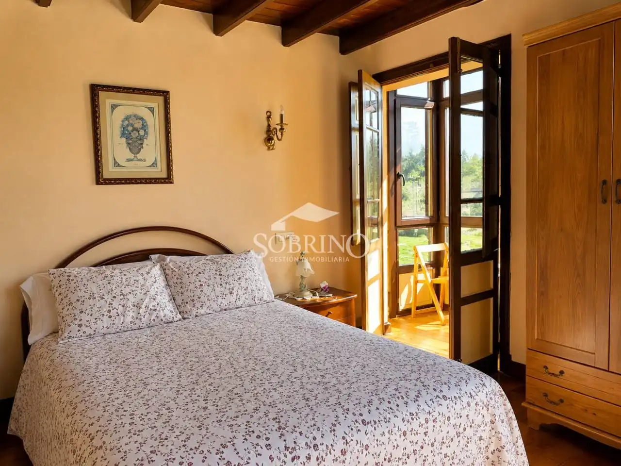 Casa amb jardí en venda a Calle Narganes, imagen 7