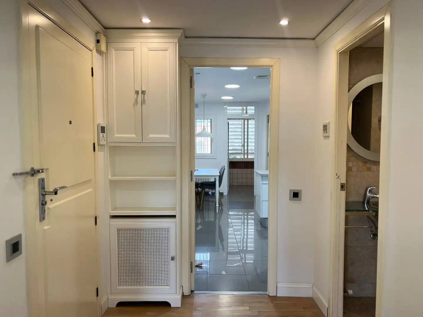 Flat for rent in Barcelona  with Air Conditioner, Heating and Private garden