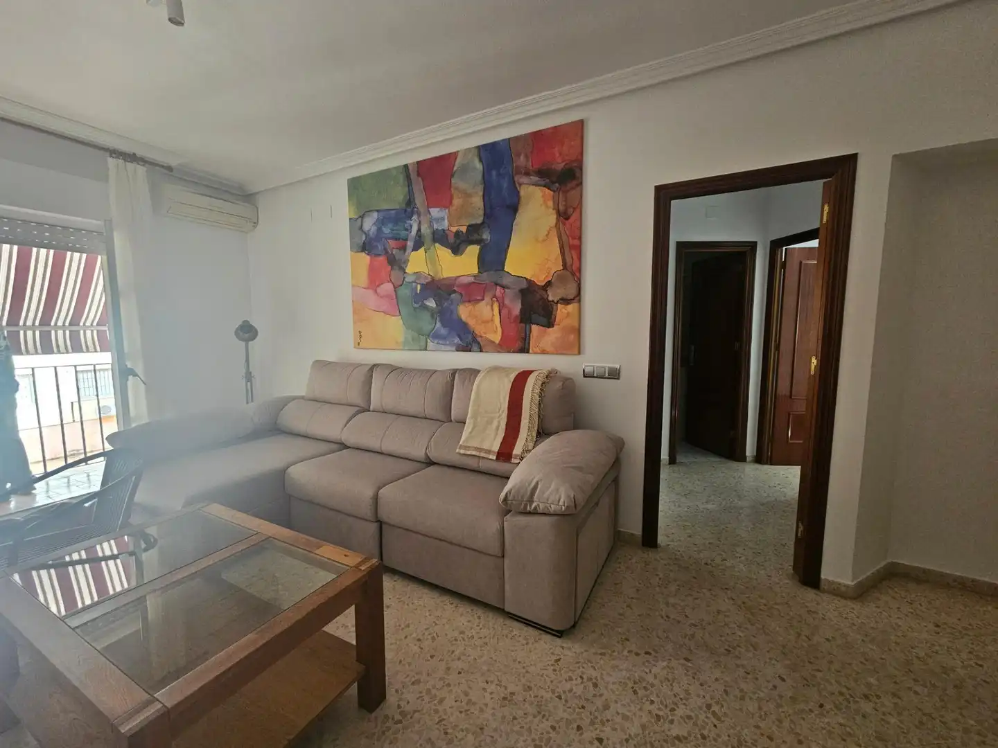 Wohnzimmer von Wohnung zur Miete in Dos Hermanas mit Klimaanlage, Terrasse und Möbliert