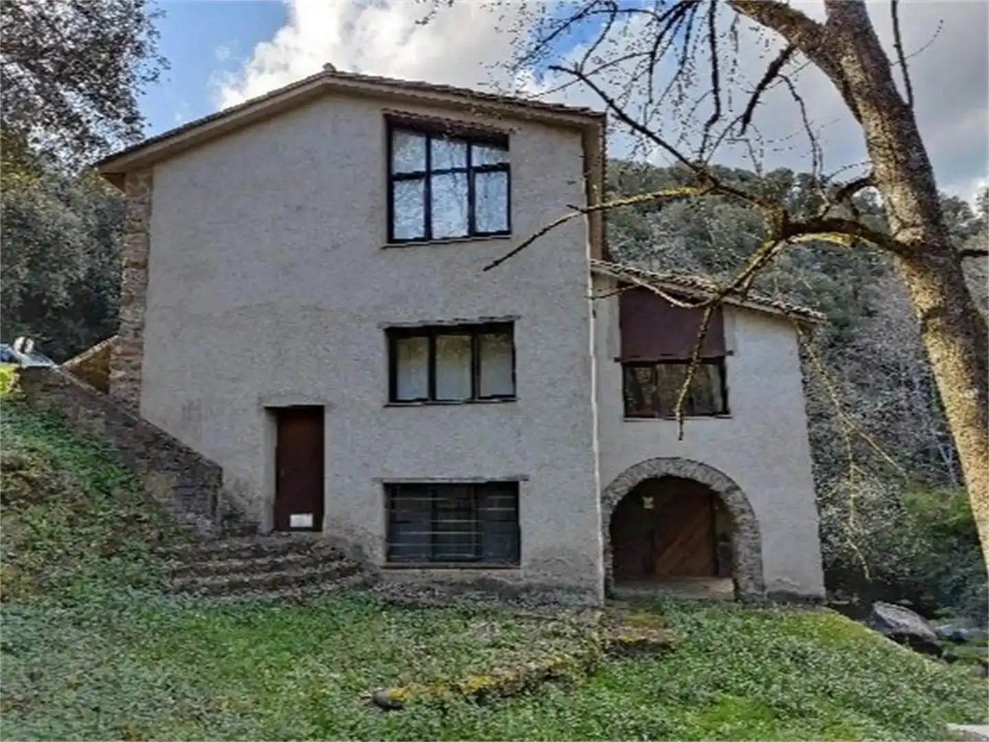 Vista exterior de Piso en venta en Santa Pau con Jardín privado, Parquet y Trastero