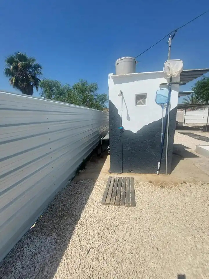 Vista exterior de Casa o chalet en venta en Los Palacios y Villafranca con Aire acondicionado, Jardín privado y Terraza