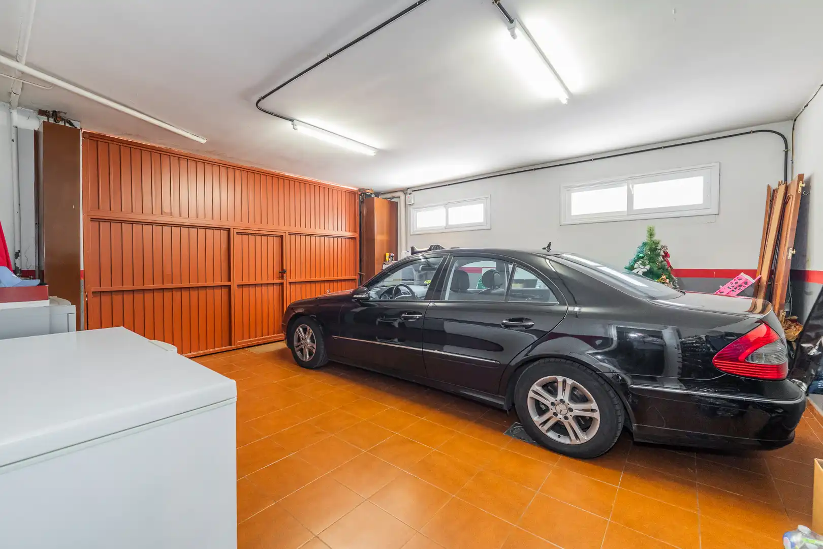 Parking of Houses for sale in San Sebastián de los Reyes  with Air Conditioner, Heating and Private garden