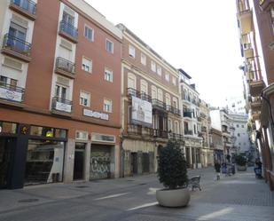 Vista exterior de Pis en venda en  Huelva Capital amb Aire condicionat, Calefacció i Terrassa