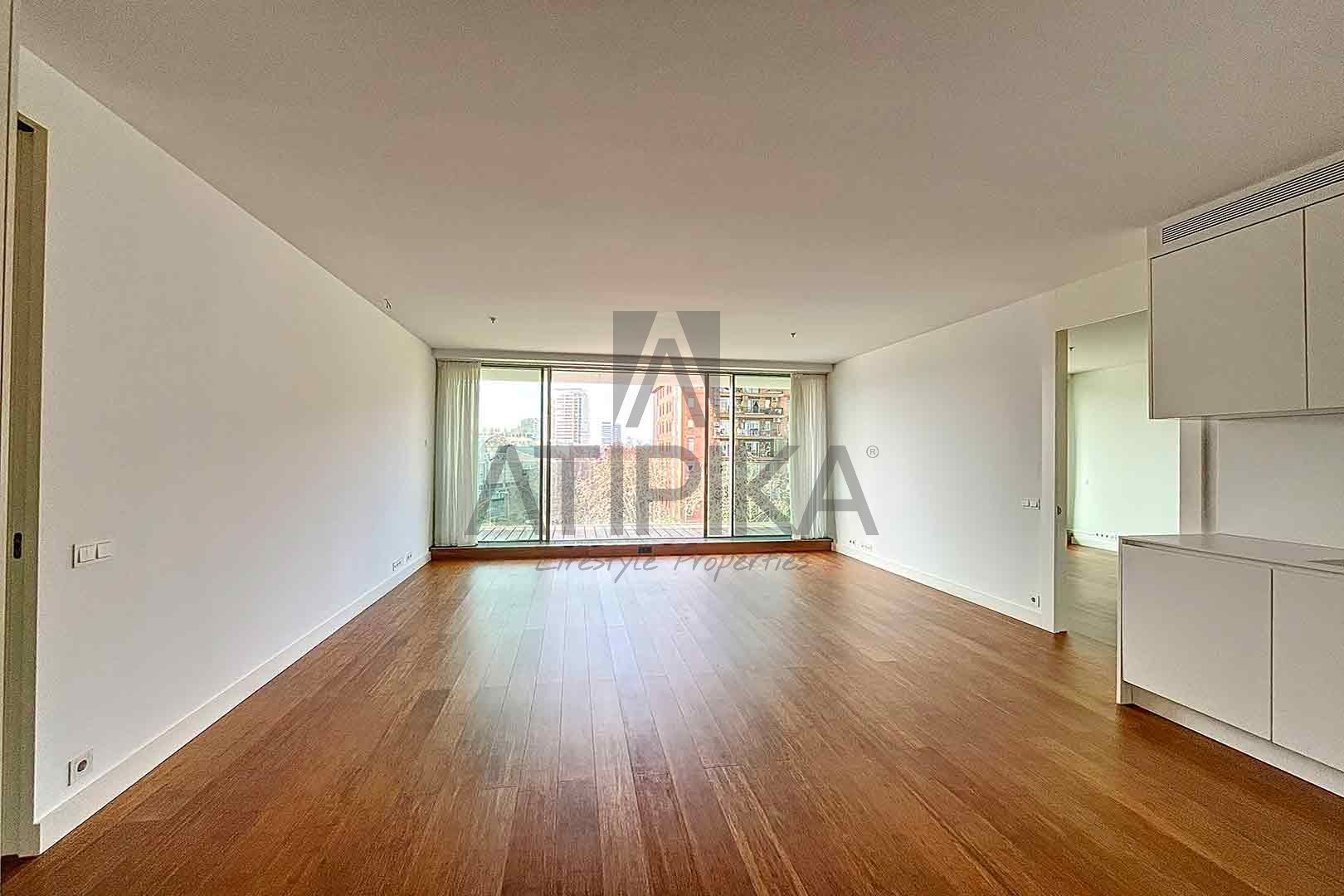 Vista exterior de Piso en venta en  Barcelona Capital con Aire acondicionado, Calefacción y Parquet