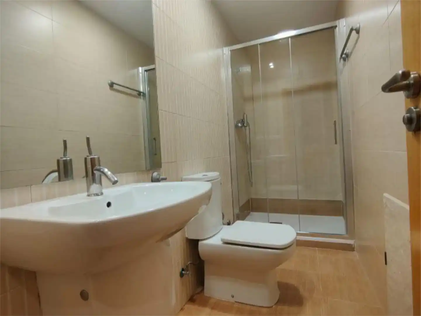 Bany de Apartament en venda en  Granada Capital amb Aire condicionat i Balcó