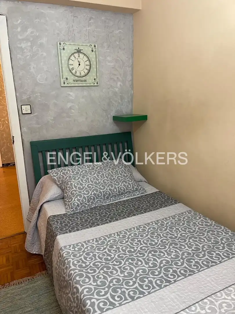 Habitación de Casa o chalet en venta en Vigo  con Calefacción y Terraza