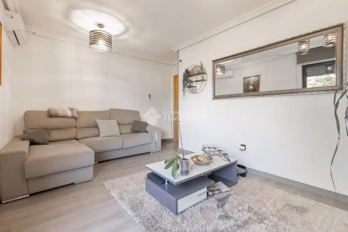 Sala de estar de Piso en venta en Salamanca con Aire acondicionado, Terraza y Trastero