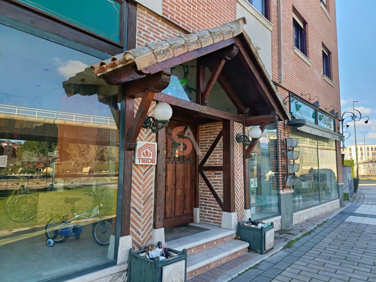 Premises for sale in Valladolid Capital  with Air Conditioner