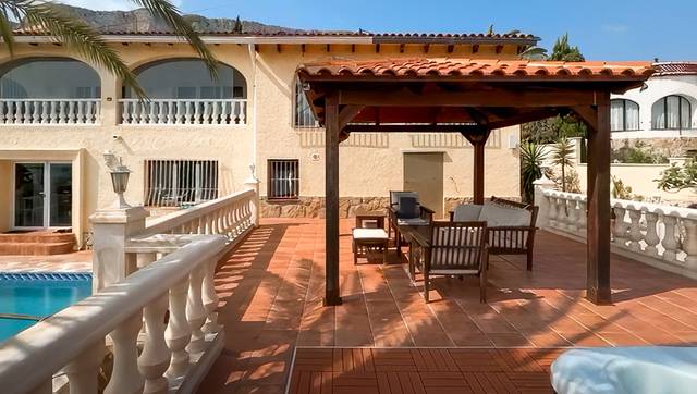 Casa-chalet en Venta en Canuta